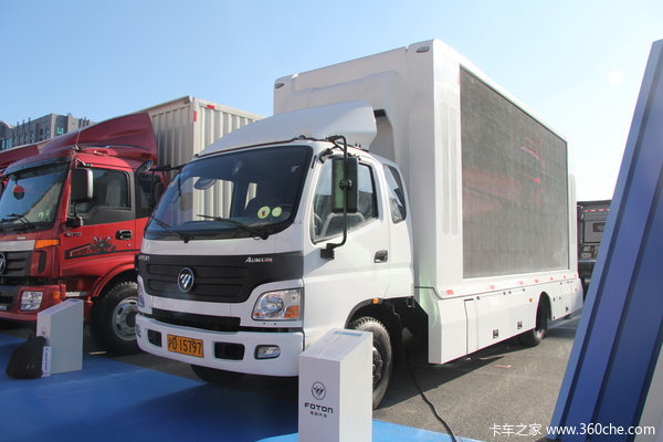 福田 欧马可5系 168马力 4X2 厢式载货车(LED宣传车)(BJ5129XXC-FB)外观图（1/20）