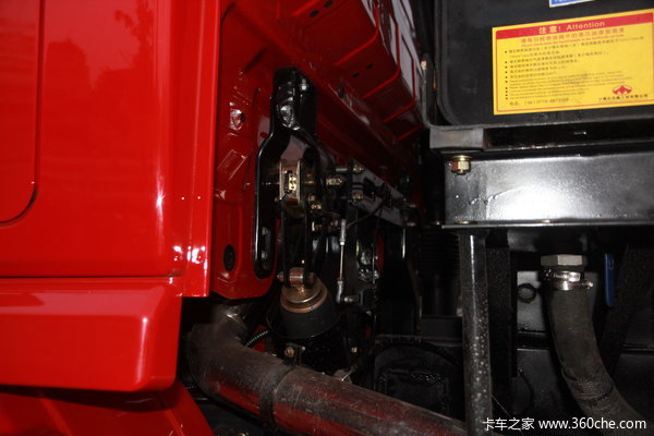 联合卡车U380 380马力 8X4 自卸车(SQR3311D6T6-3)底盘图（12/35）