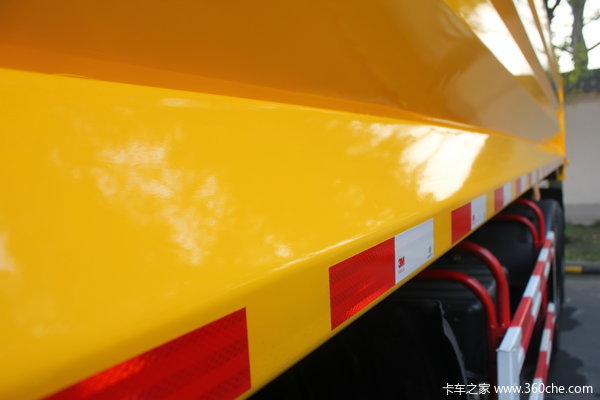 红岩 新金刚重卡 290马力 8X4 自卸车(CQ3314HMG366)上装图（4/17）
