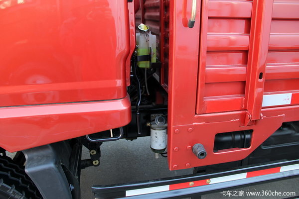 时代 康瑞中卡 154马力 4X2 排半载货车(BJ1093VEPEG-V6)外观图（13/13）