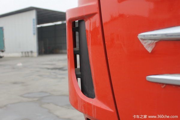 东风 多利卡XL中卡 160马力 4X2 载货车(DFA1160L15D7)外观图（18/26）