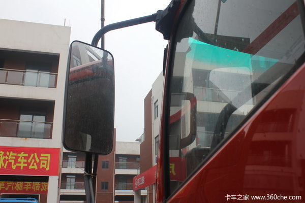 东风 天锦 160马力 4X2 载货车（DFL1160BX18）外观图（42/51）