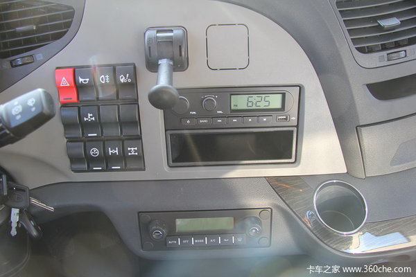 解放 J6P重卡 350马力 6X4 自卸车底盘(CA3250P66K2L1BT1AE4)驾驶室图（12/40）