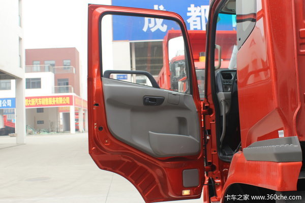 东风 天锦中卡 210马力 6X2 排半载货车(底盘)(DFL1160B5)驾驶室图