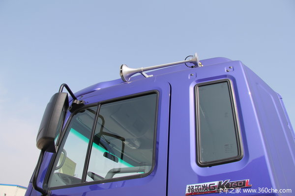 江淮 格尔发K3系列中卡 160马力 4X2 排半载货车(HFC5161XXYPZ5K1E1F)外观图（27/32）