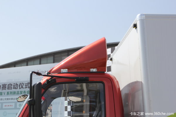 福田 奥铃CTX 160马力 5.15米单排厢式载货车外观图（14/18）