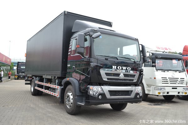 中国重汽 HOWO T5G重卡 280马力 4X2 厢式载货车(ZZ5167ZKXM561GD1)外观图（11/53）