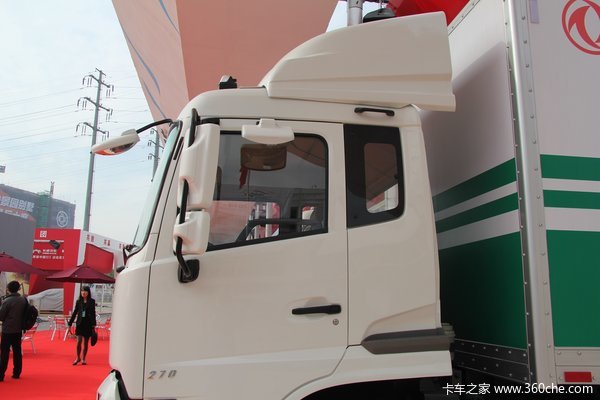 东风 天锦中卡 270马力 厢式载货车(右舵)(DFH1160B)外观图（24/27）