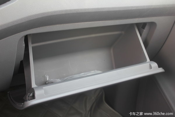 黄海 N1 精英型 2.8L柴油 皮卡驾驶室图（23/30）