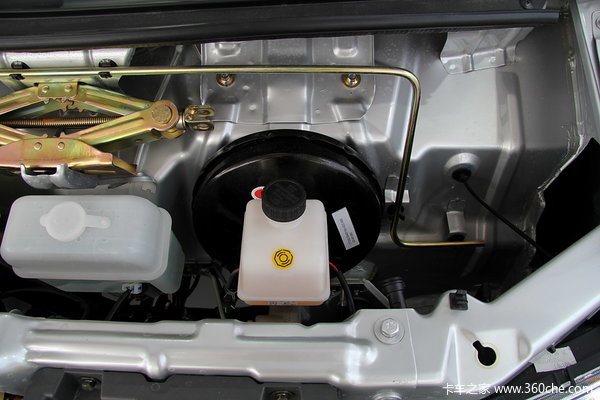 2014款北汽 威旺 1.0L 61马力 汽油 单排栏板式微卡外观图（31/37）