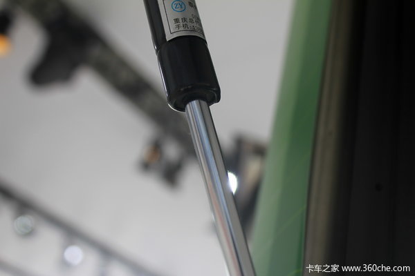 2014款 东风小康 K01H 1.21L 87马力 柴油 排半厢式微卡外观图（10/19）