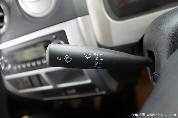 2014款 东风小康 K01H 1.21L 87马力 柴油 排半厢式微卡驾驶室图（5/18）