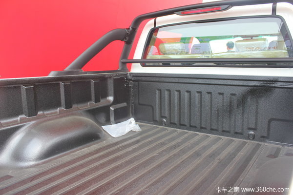 卡威 K1 舒适型 2.4L汽油 双排皮卡上装图（3/7）