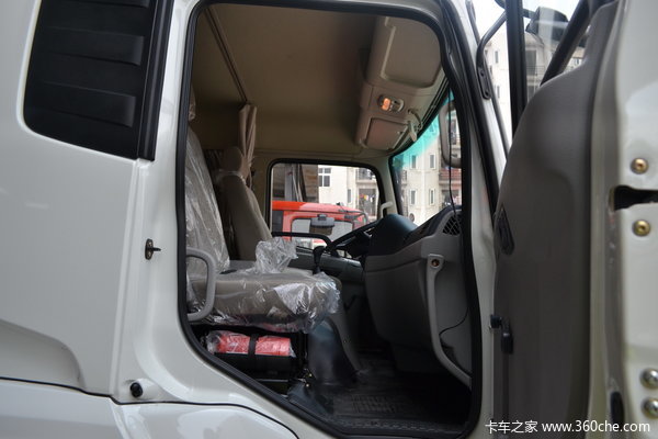 东风 天锦中卡 180马力 4X2 厢式载货车(底盘)(DFL5120XXYB9)驾驶室图（35/37）