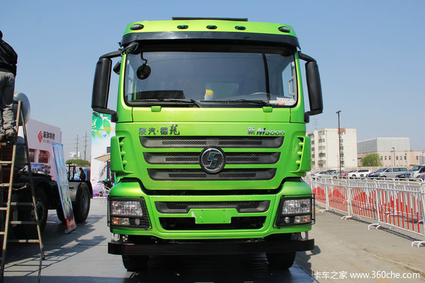 陕汽 德龙新M3000重卡 336马力 6X4 双燃料自卸车(渣土车)(SX3256MR384H)外观图