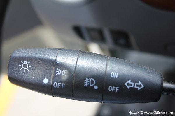 唐骏欧铃 赛菱系列 1.0L 60马力 汽油 双排栏板微卡驾驶室图（6/18）