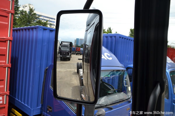东风柳汽 霸龙507重卡 240马力 6X2 排半载货车(底盘)(LZ5250XXYM5CA)驾驶室图（42/70）