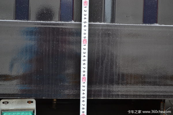 东风柳汽 乘龙中卡 180马力 4X2 厢式排半载货车(LZ5162XXYRAPA)底盘图（34/50）