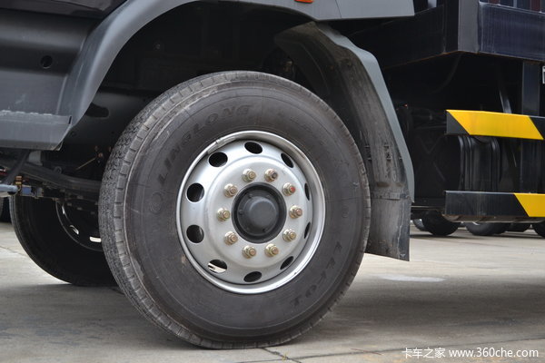 东风柳汽 乘龙中卡 180马力 4X2 厢式排半载货车(LZ5162XXYRAPA)底盘图（4/50）