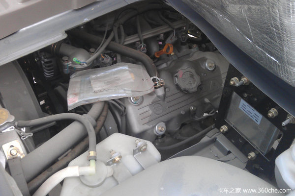 唐骏欧玲 赛菱系列 1.1L 61马力 汽油 单排栏板式微卡底盘图