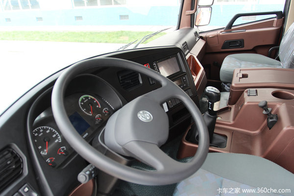 重汽王牌 W5G 340马力 8X4 载货车(底盘)(CDW1310A1T4)驾驶室图（4/17）
