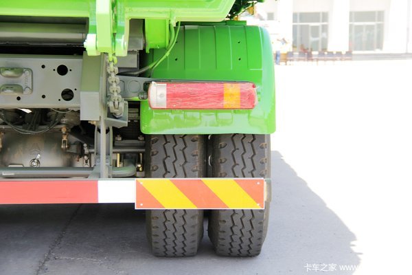 中国重汽 HOWO重卡 340马力 6X4 自卸车(U型斗新型渣土车)(ZZ3257N3847D1)底盘图（56/80）