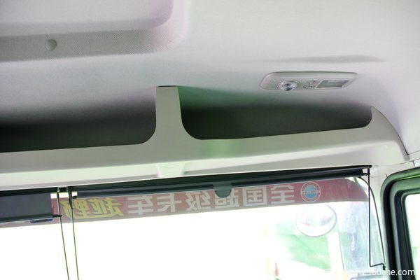 陕汽 德龙F3000重卡 336马力 6X4 自卸车(U型斗新型渣土车)(SX3256DR3841)驾驶室图（50/58）
