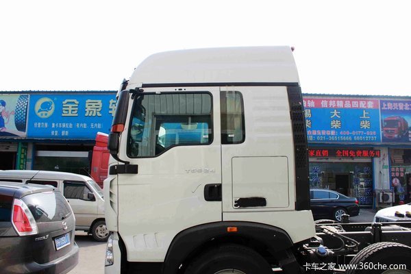 中国重汽 HOWO T5G系列 240马力 6x2载货车（底盘）外观图（14/15）
