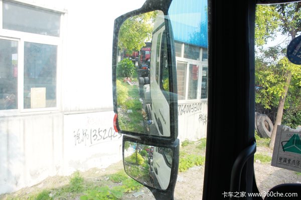 中国重汽 HOWO T5G系列 240马力 6x2载货车（底盘）驾驶室图（24/59）
