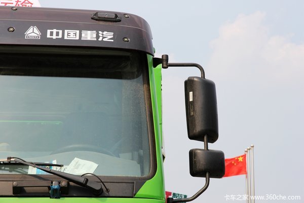 中国重汽 HOWO重卡 340马力 6X4 自卸车(U型斗新型渣土车)(ZZ3257N3847D1)外观图（11/54）