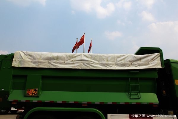 中国重汽 HOWO重卡 340马力 6X4 自卸车(U型斗新型渣土车)(ZZ3257N3847D1)上装图（19/39）