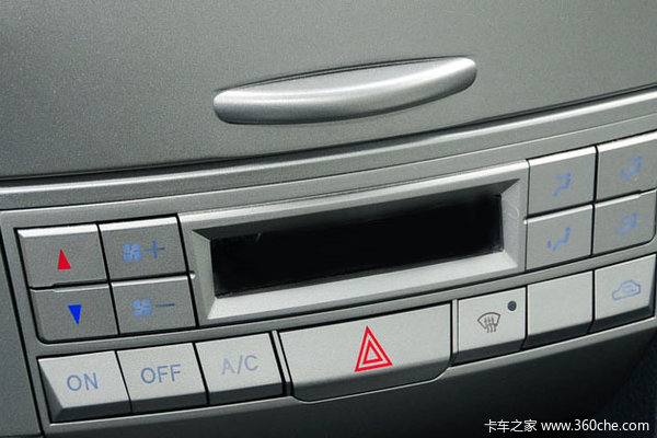 2014款中兴 威虎G3 实用型 2.8L柴油 标双排皮卡驾驶室图（4/6）
