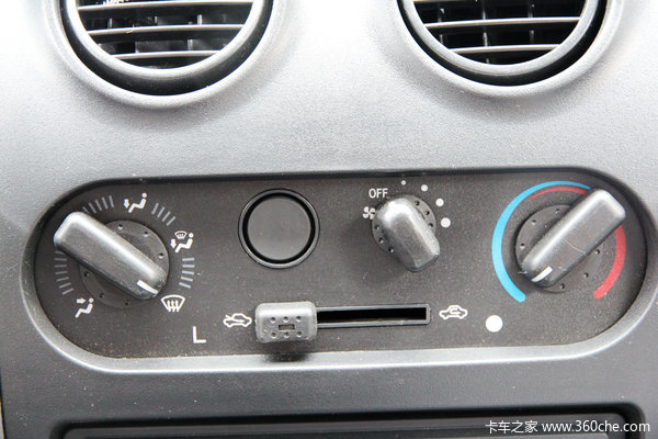 一汽吉林 佳宝 1.0L 58马力 汽油 单排厢式微卡驾驶室图（11/22）