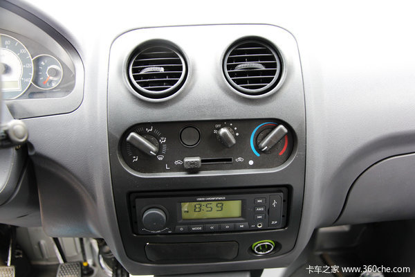 一汽吉林 佳宝 1.0L 58马力 汽油 单排厢式微卡驾驶室图（10/22）