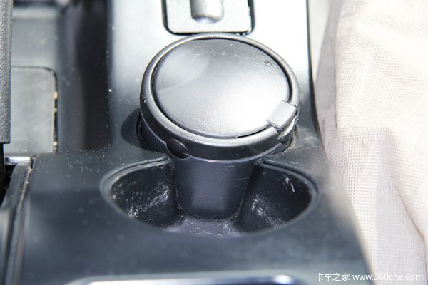 江铃 骐铃 2.8L柴油 长厢双排皮卡驾驶室图（41/72）