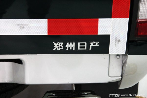 2013款郑州日产 D22 豪华型 2.4L汽油 四驱 双排皮卡外观图（28/30）