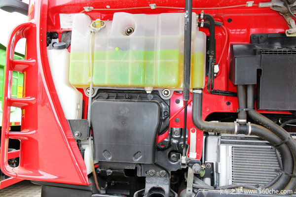 红岩 杰狮重卡 350马力 6X4 自卸车(CQ3255HTG384)外观图（15/23）