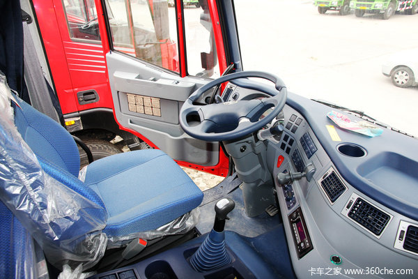 红岩 杰狮重卡 350马力 6X4 自卸车(CQ3255HTG384)驾驶室图（12/39）