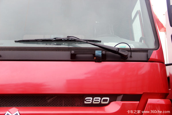 中国重汽 HOWO重卡 380马力 8X4 自卸车(ZZ3317N4267D1)外观图（24/71）