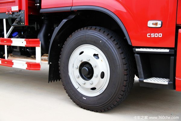 南京依维柯 超越C500系列中卡 140马力 4X2 栏板载货车外观图（12/17）