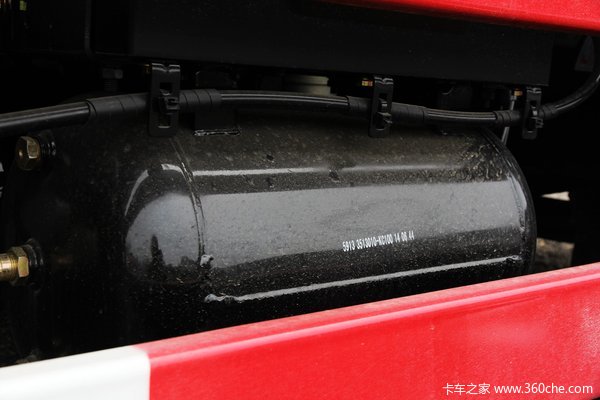 东风 天锦中卡 210马力 4X2 厢式载货车(DFL5140XXYB4)底盘图（26/35）