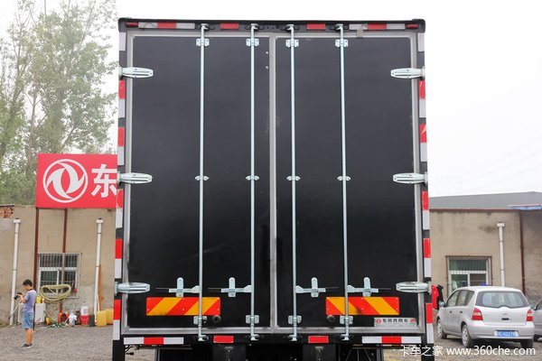 东风 天锦中卡 210马力 4X2 厢式载货车(DFL5140XXYB4)上装图（7/20）