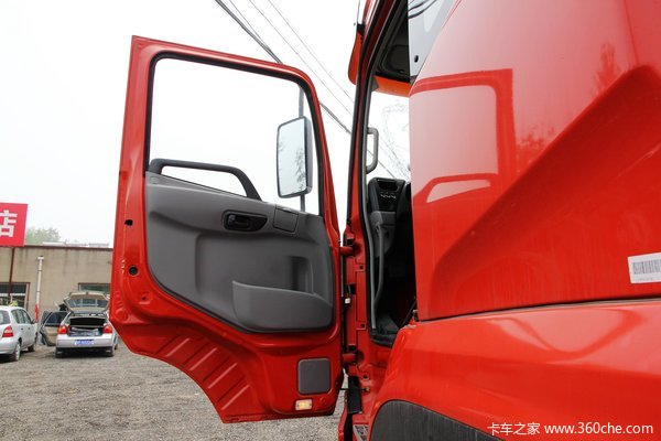 东风 天龙重卡 245马力 6X2 载货车(DFL1253AX1A)底盘驾驶室图（3/51）