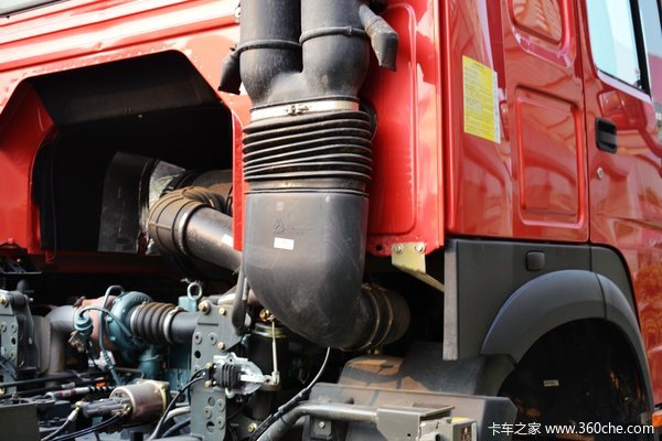 中国重汽 HOWO重卡 380马力 10X4 清障车底盘(ZZ5507N31B7D1)外观图（52/56）
