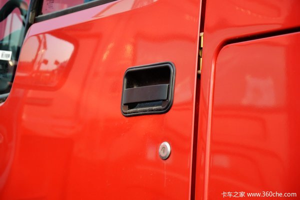 中国重汽 HOWO重卡 380马力 10X4 清障车底盘(ZZ5507N31B7D1)外观图（37/56）