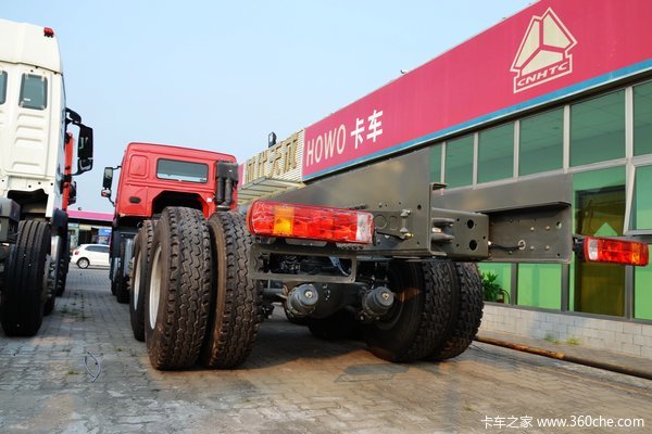 中国重汽 HOWO重卡 380马力 10X4 清障车底盘(ZZ5507N31B7D1)外观图（3/56）