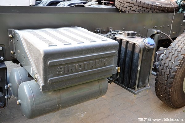 中国重汽 HOWO重卡 380马力 10X4 清障车底盘(ZZ5507N31B7D1)底盘图（58/75）