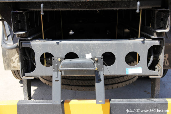 东风凯普特XL中卡 160马力 4x2 排半栏板式载货车底盘图（31/46）
