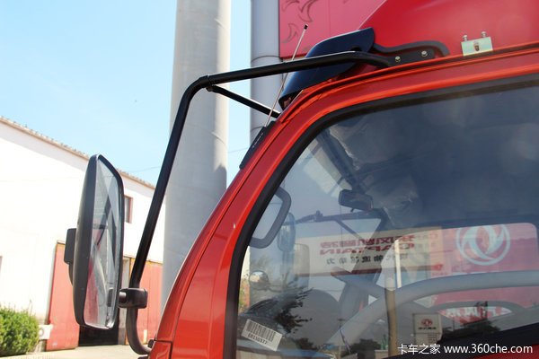 东风多利卡L 120马力 4X2 5.14米单排厢式载货车(DFA1080S12D3)外观图（27/38）