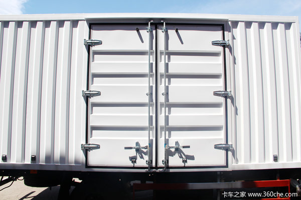 东风多利卡L 120马力 4X2 5.14米单排厢式载货车(DFA1080S12D3)上装图（11/12）